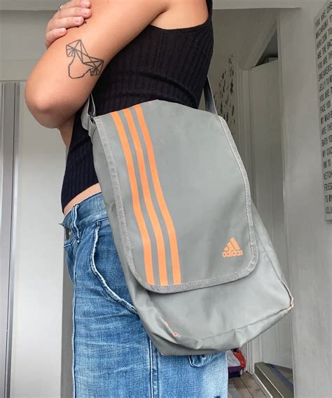 tasker adidas.